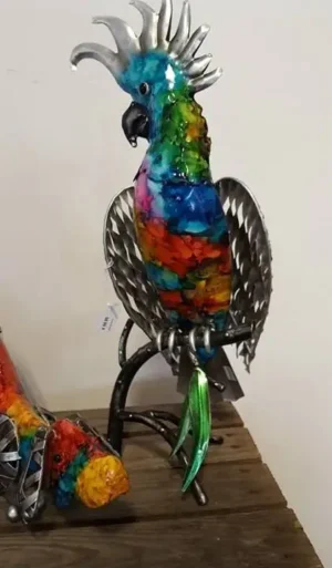 Metalen gekleurde kaketoe groot beeldje