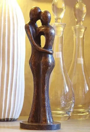 Bronzen beeld Knuffel