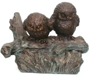 Dierenbeeldje Uiltjes op een tak 28 cm