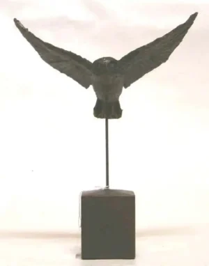 Dierenbeeldje vliegende uil 28 cm