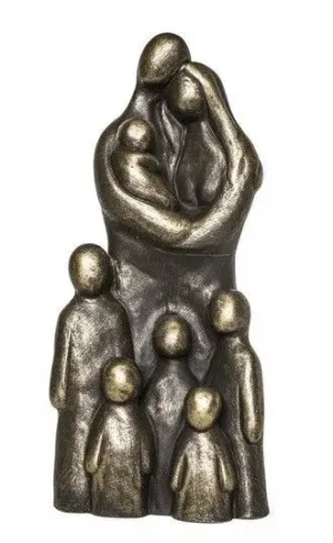 Gezin zes kinderen sculptuur