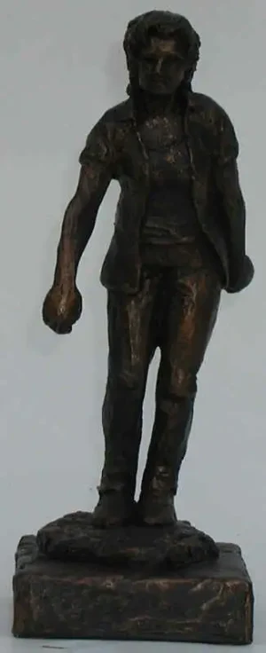 Beeldje Jeu de Boule speelster