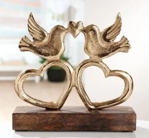 Beeld - Tortelduifjes - Vogeltjes op hartjes - Mangohout / Aluminium - Goud - 17x17x6 cm