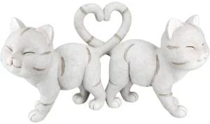 Beeld - Kittens - Love - Hartje met staarten - Poes - Kat - Creme / Wit - Polyresin - 8x20x11 cm
